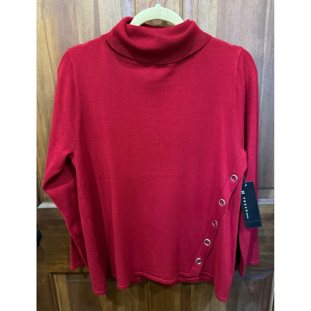N‎ TOUCH Petite Red NWT Turtleneck Sweater Gold Metal Detail PM